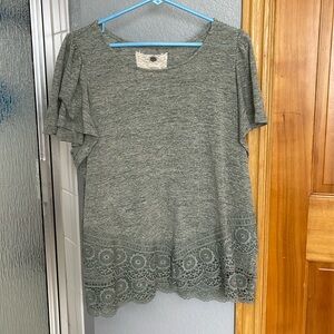 Beautifully detailed top